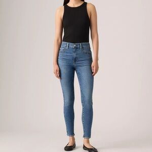 Levi’s 720 High Rise Super Skinny Jeans size 26